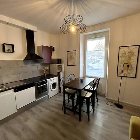 Bienvenue Au Quai 27 埃佩尔奈