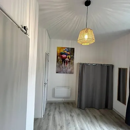 Bienvenue Au Quai 27 Apartment